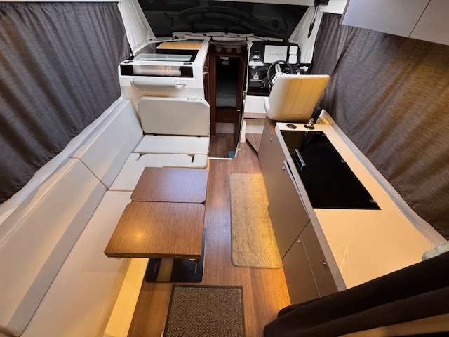 slider 5 Beneteau Antares 11 OB